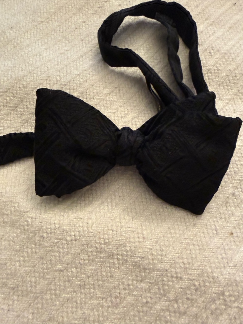 Ermenegildo Zegna Black Silk Self-Tie Bow Tie